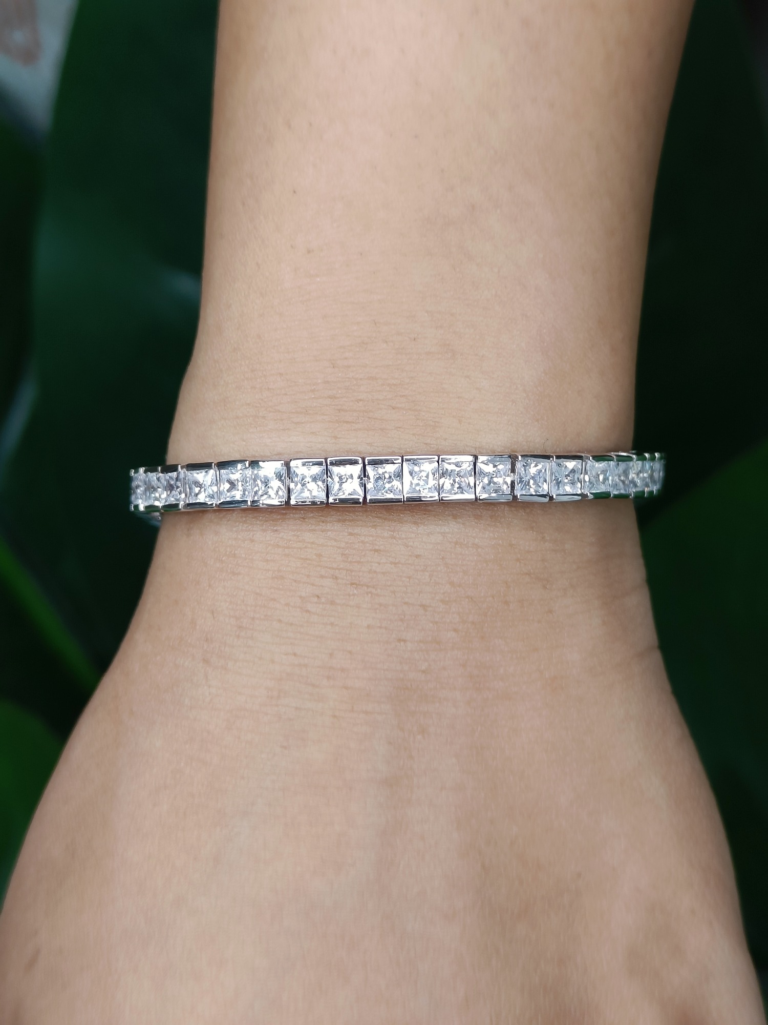 20 Cent Princess Shape Tennis Bracelet - 2