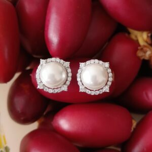 Pearl With Cubic Zirconia Stud