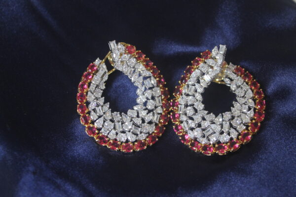 Fancy Shape Loop Dangler