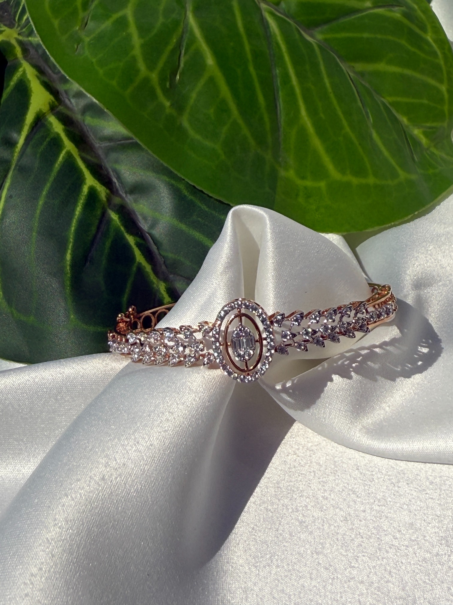 Elegant Designer Silver Stiff Bracelet