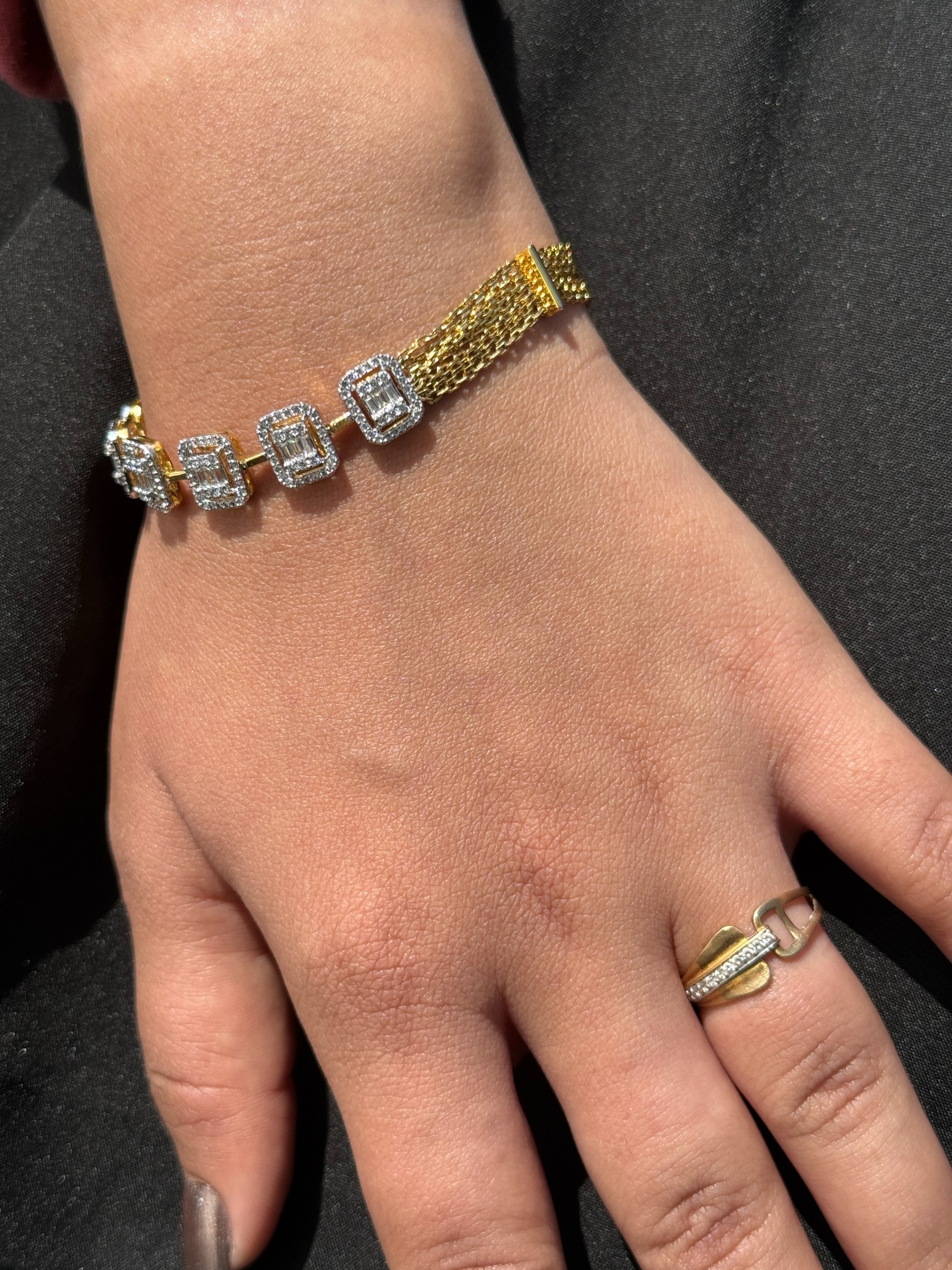 Elegant Half Emerald & Chain Bracelet