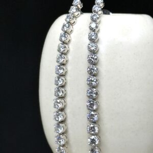10 Earring
