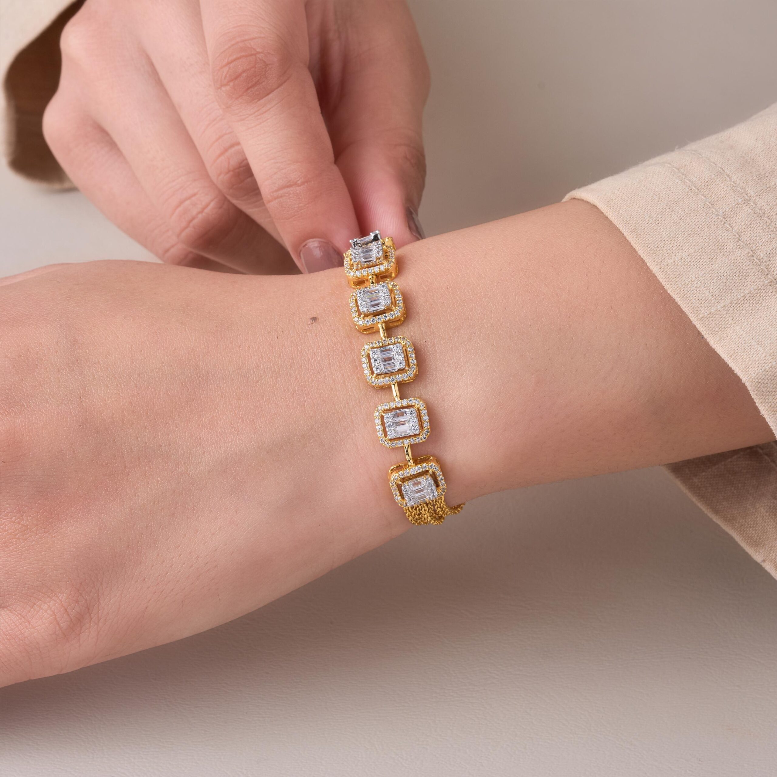 Elara Square Halo Designer Mesh Bracelet - 3